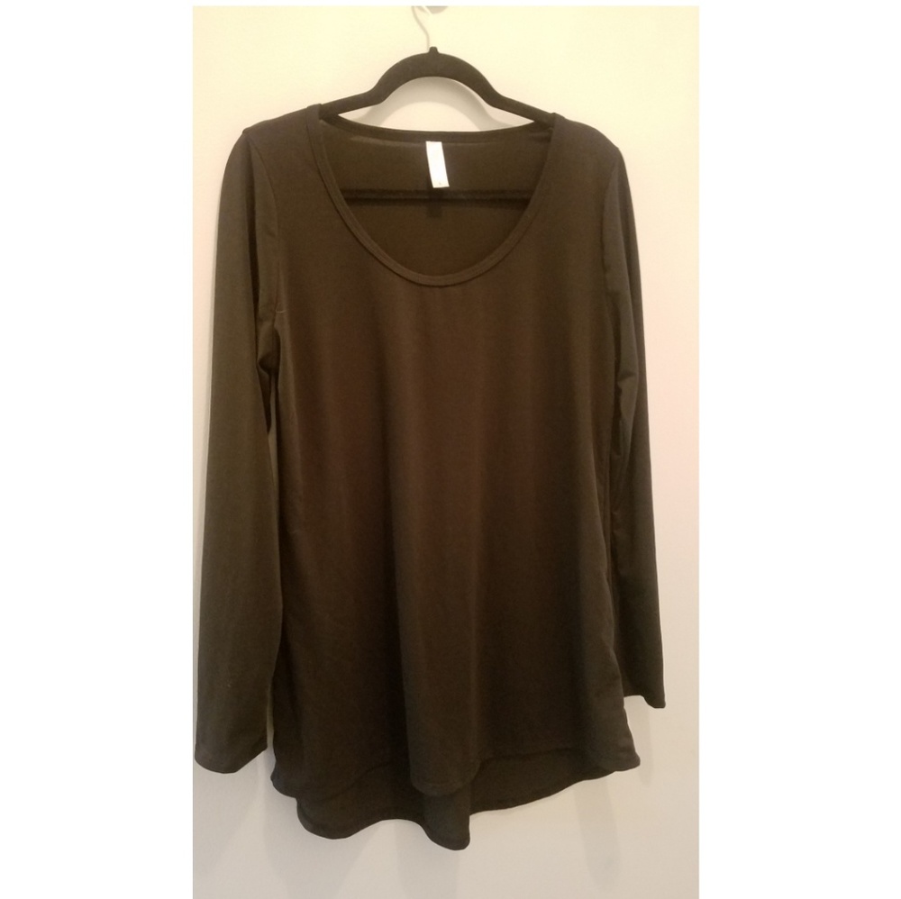 Large LuLaRoe long sleeve black tee